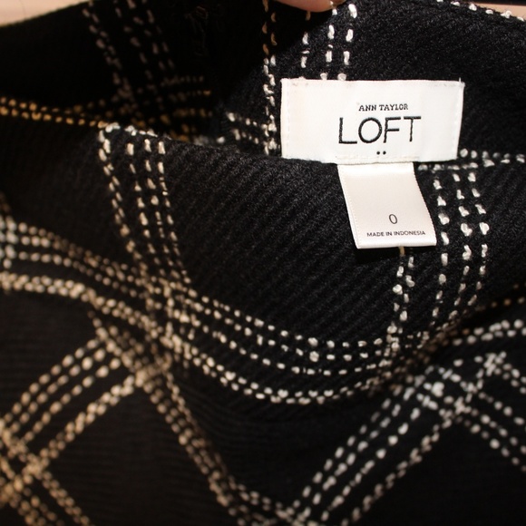 Ann Taylor Loft Black Tweed Pencil Skirt - Picture 3 of 6